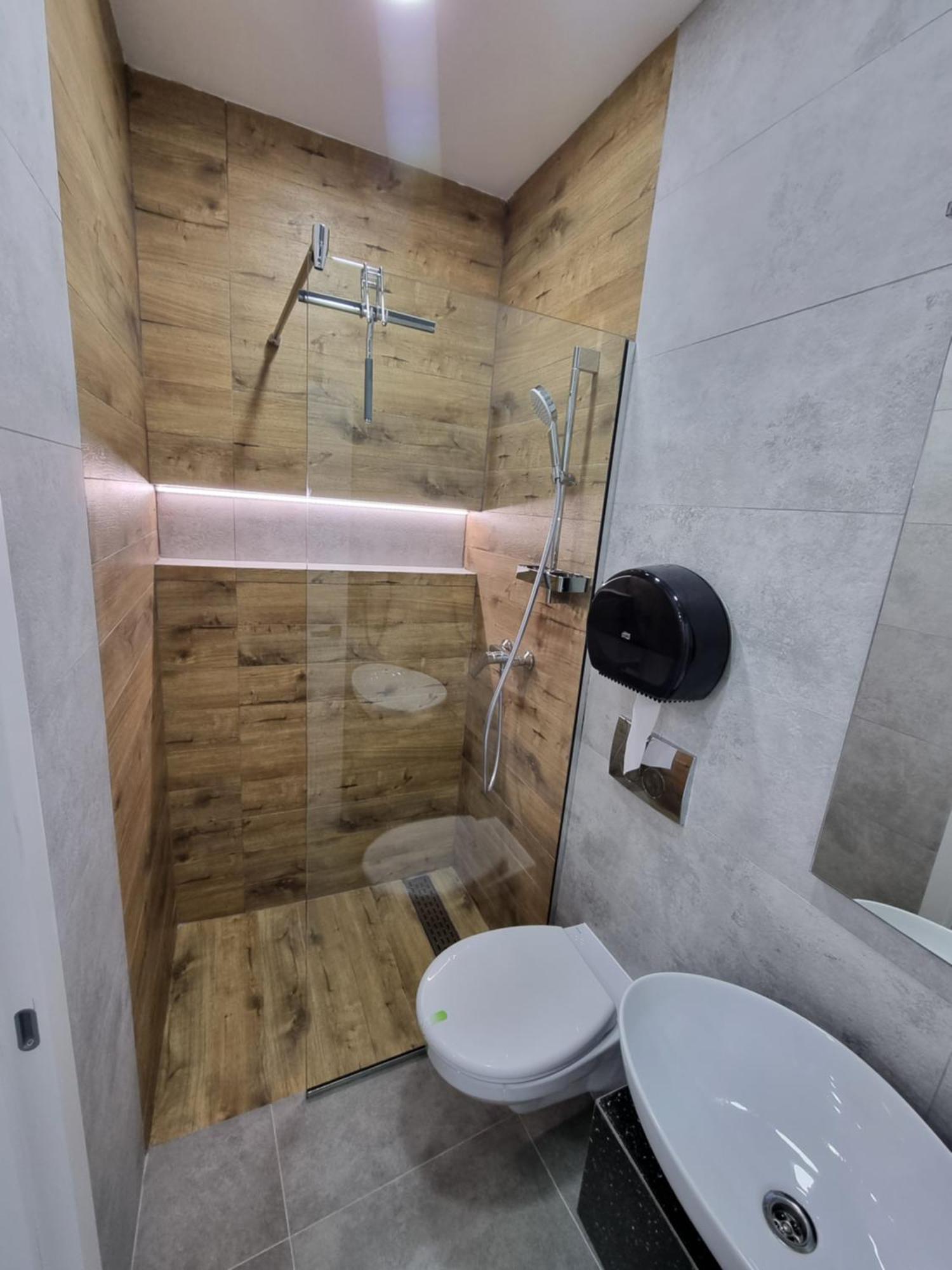 Casa Chiper - Apartament Parter Брашов Екстериор снимка