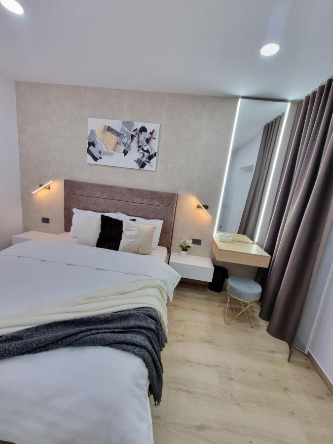 Casa Chiper - Apartament Parter Брашов Екстериор снимка